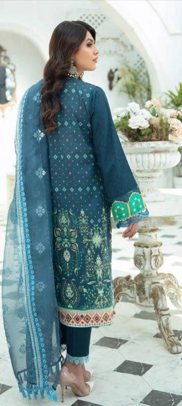 PAKISTANI BRAND NISSAN