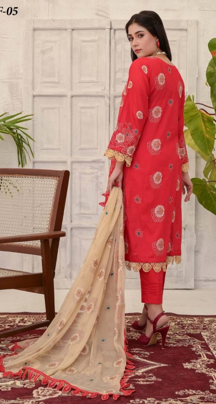 Pakistani brand Zainab Fazlani