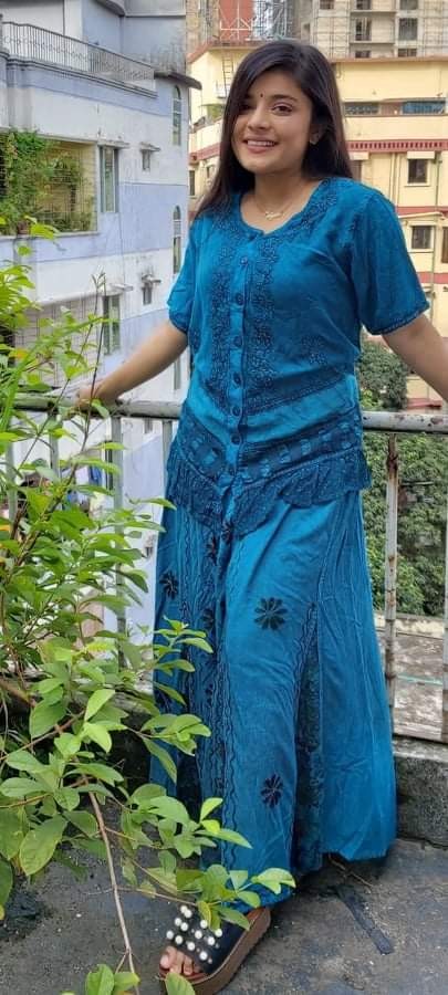 Stylish Embroidered Cotton Tops with Skirt